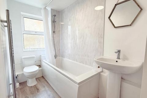 2 bedroom semi-detached house to rent, Newmarket Road, Ashley, Newmarket
