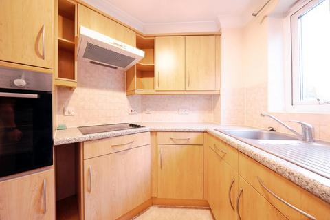 1 bedroom apartment for sale, Mead Court, Addlestone KT15