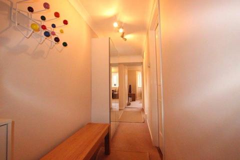1 bedroom apartment for sale, Heath House, Ickenham, Middlesex, UB10