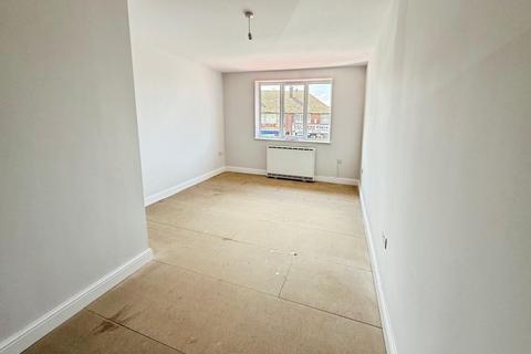 1 bedroom flat to rent, Wigan Road, Leigh