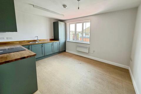 1 bedroom flat to rent, Wigan Road, Leigh
