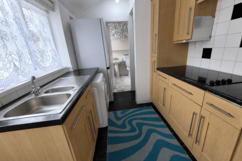 2 bedroom house for sale, Wynburg Street, Hull, HU9 2PB