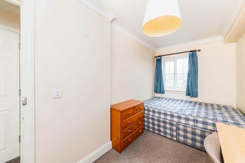 1 bedroom in a house share to rent, St. Mary`s Road, East Oxford *STUDENT ROOM AVAILABLE NOW*