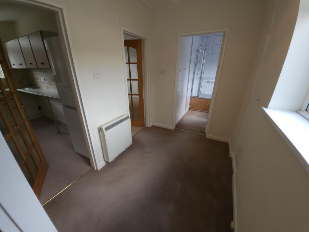 Apartment in Solihull - View 5