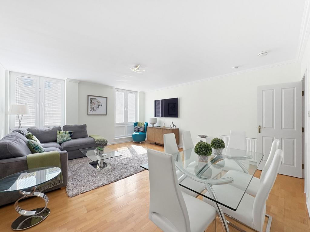 Apartment in Edinburgh, Silvermills, New Town/Broughton - View 2