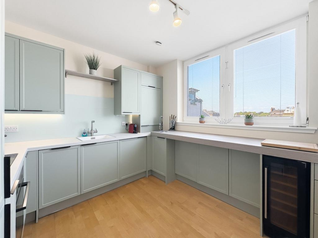 Apartment in Edinburgh, Silvermills, New Town/Broughton - View 4