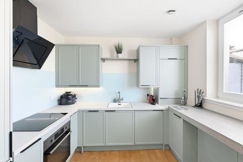 2 bedroom flat for sale, 27/8 Fettes Row, New Town, Edinburgh, EH3