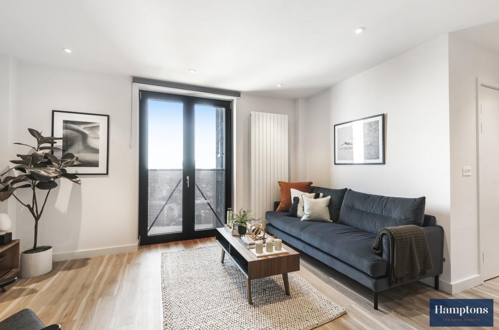 Apartment in Croydon - View 3