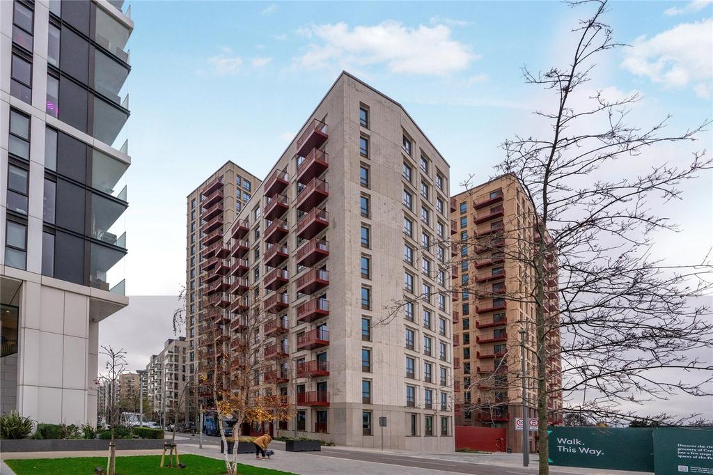House in London - View 2
