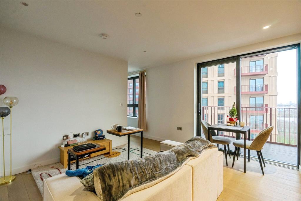 House in London - View 3