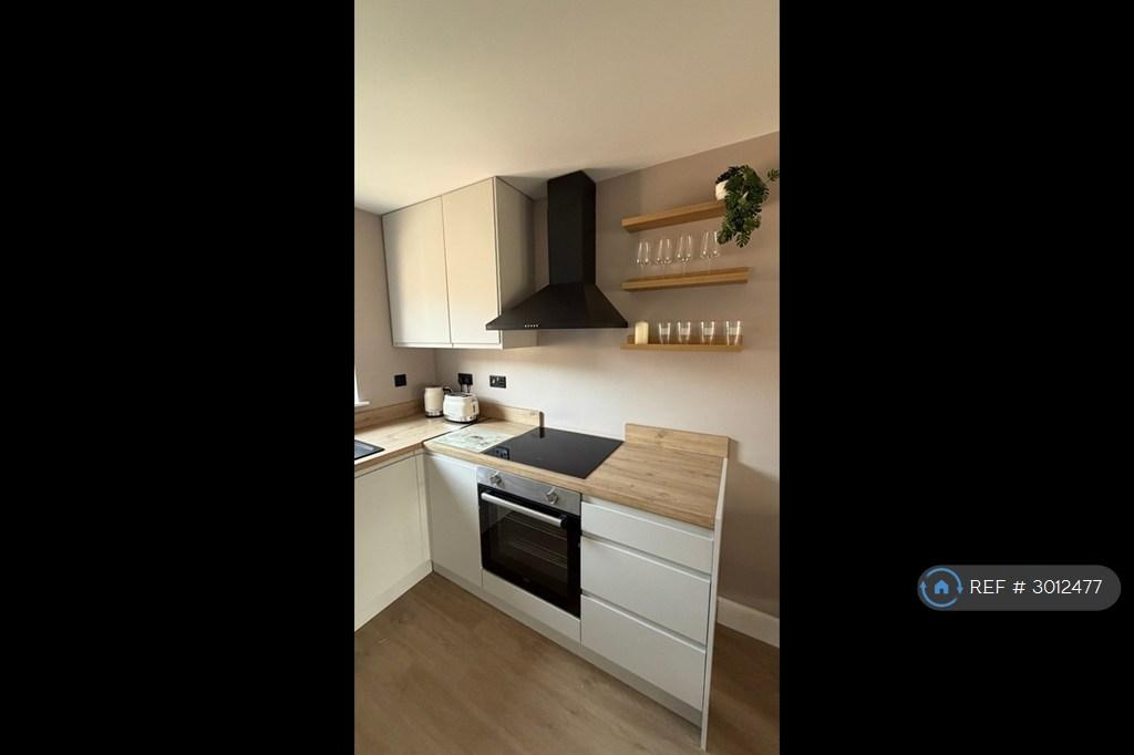 Apartment in Edinburgh - View 3