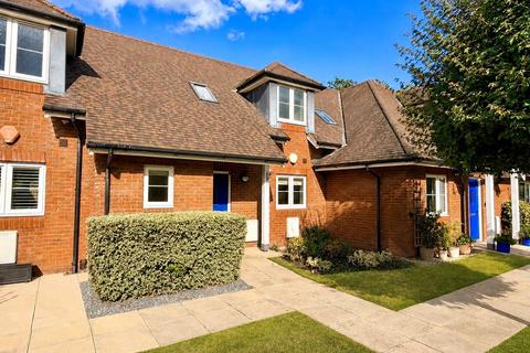 2 bedroom terraced house for sale, North Greenlands, Pennington, Lymington, Hampshire, SO41