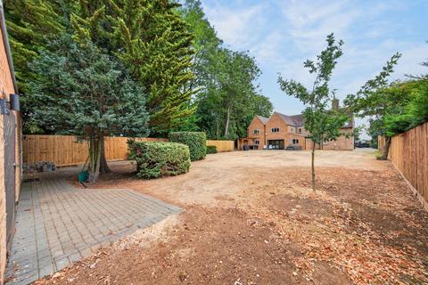 5 bedroom detached house for sale, Harrington Road, Loddington NN14