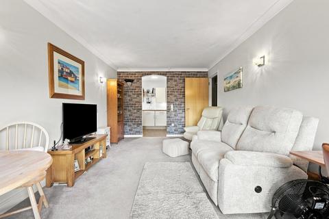1 bedroom retirement property for sale, Cambridge Road, Wanstead