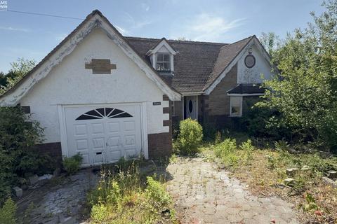4 bedroom bungalow for sale, Cherry Tree Lane,, Colwyn Bay, Conwy, LL28