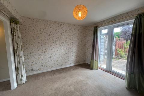 3 bedroom semi-detached house for sale, 255 Oldbury Road, Worcester, WR2 6JT