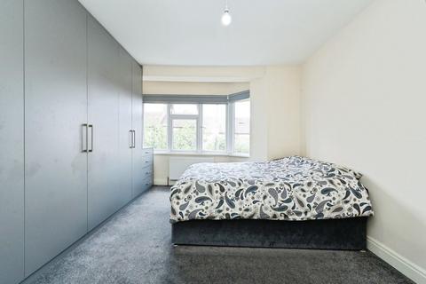 3 bedroom terraced house for sale, Scarsdale Road, Harrow