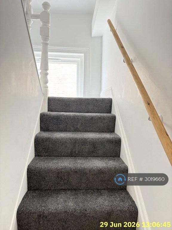 Apartment in Bournemouth, West Cliff - View 2