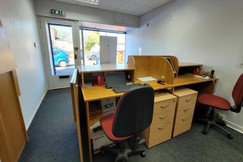 Retail property (high street) to rent, 223 Fenwick Rd Giffnock G46 6JG