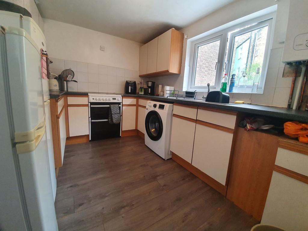 Apartment in London - View 3