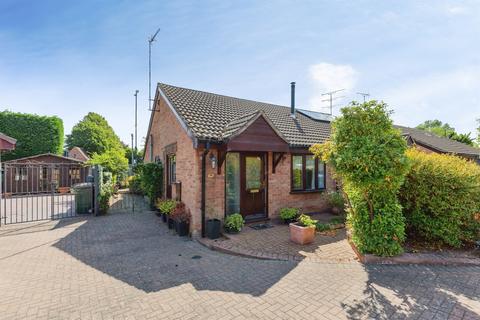 2 bedroom semi-detached bungalow for sale, Blackshaw Drive, Walsgrave On Sowe, Coventry