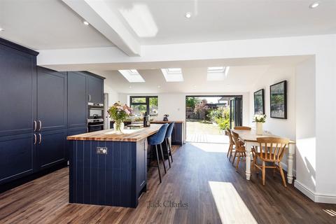 undefined, Willow Lea, Tonbridge