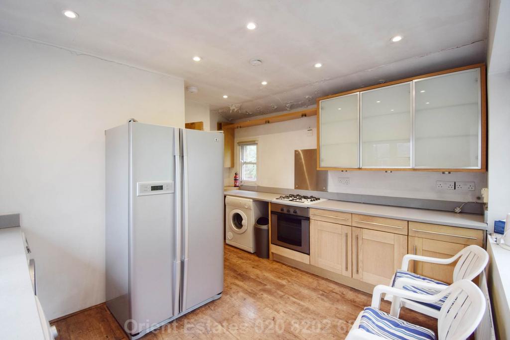 Apartment in London - View 4