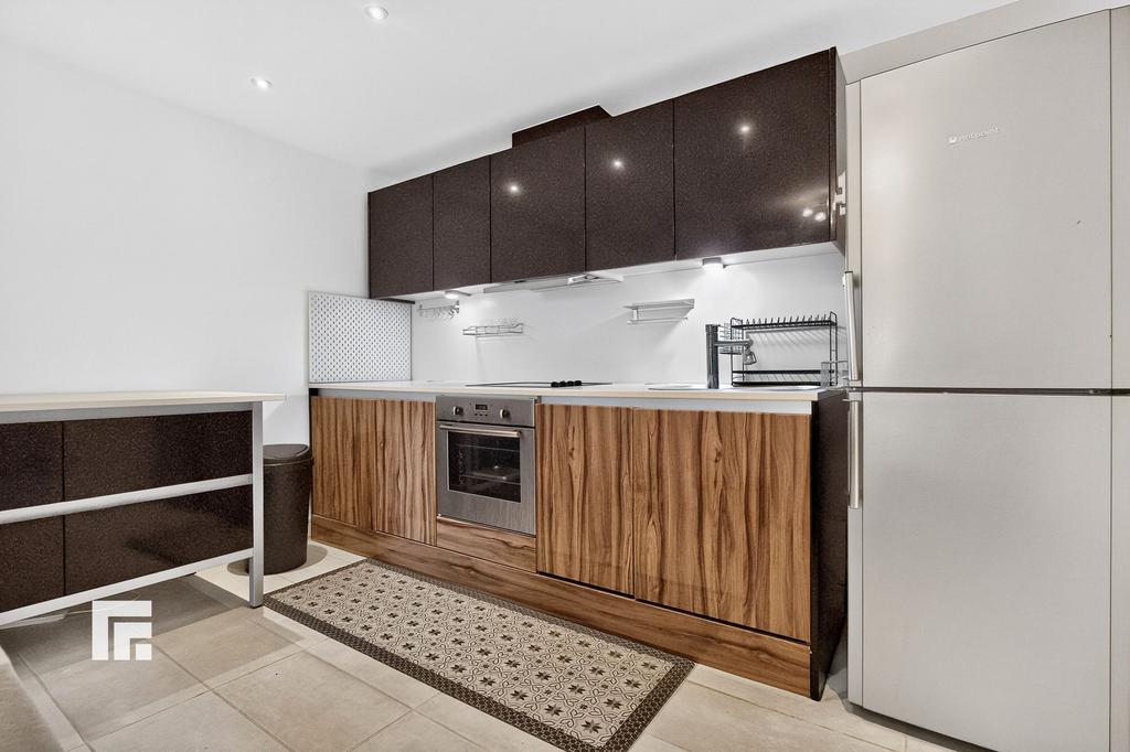 Apartment in Cardiff - View 4