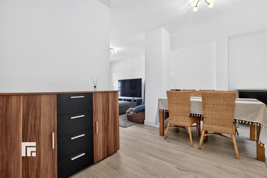 Apartment in Cardiff - More