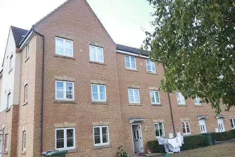 1 bedroom flat for sale, Hargate Way, Hampton Hargate PE7