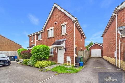 2 bed semi-detached house for rent in Thorne Way, Caerau, Cardiff, CF5