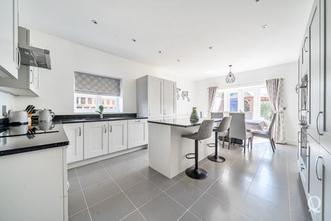 4 bedroom detached house for sale, Kingsborough Drive, Eastchurch, Sheerness, Kent, ME12
