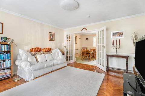3 bedroom semi-detached house for sale, Wimborne Close, Buckhurst Hill