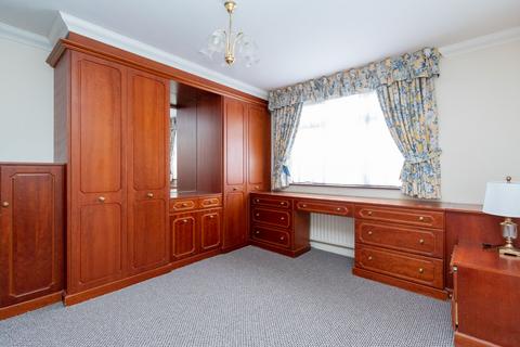 2 bedroom apartment for sale, Edgware Way, Eaton Court, HA8