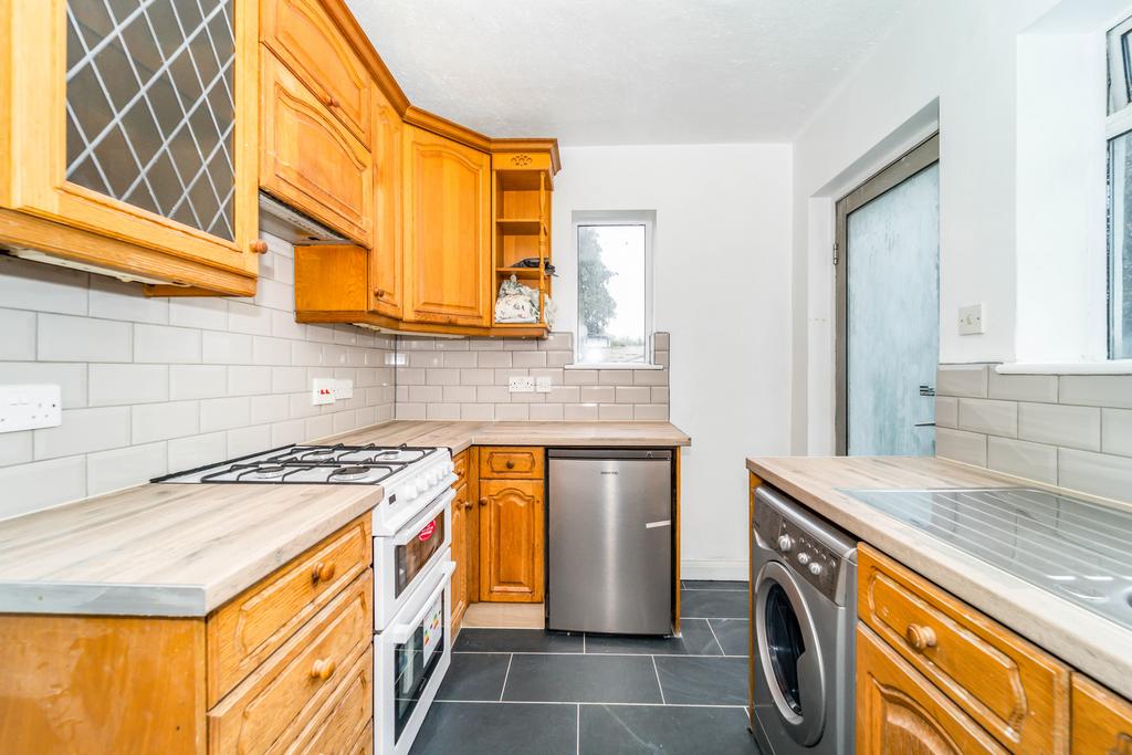 Apartment in Isleworth - View 4