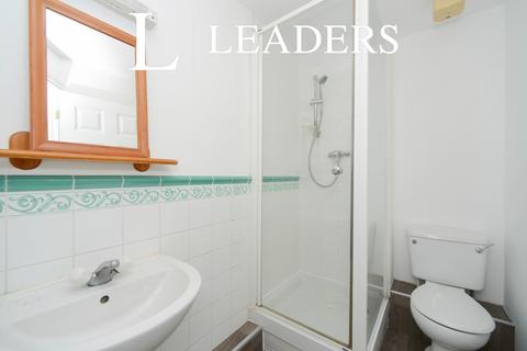 3 bedroom flat to rent, The Strand, Brighton, BN2