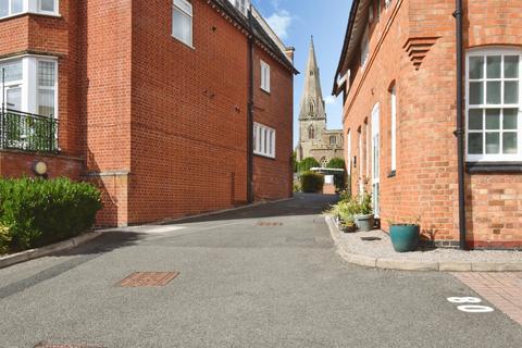 2 bedroom flat for sale, Honeywell Close, Oadby, Leicester