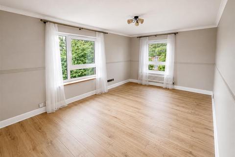 2 bedroom apartment for sale, Watermead, Tadworth