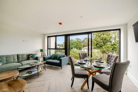 2 bedroom apartment for sale, Martello Road South, Canford Cliffs, Poole, BH13