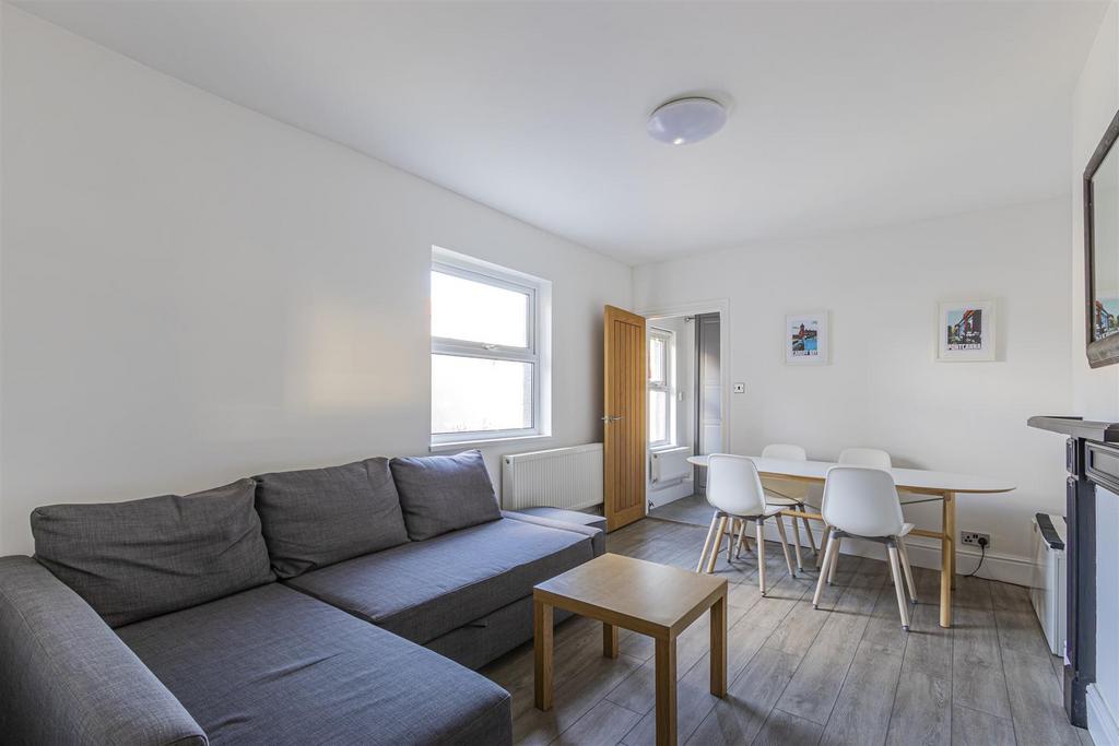 Apartment in Cardiff - View 4
