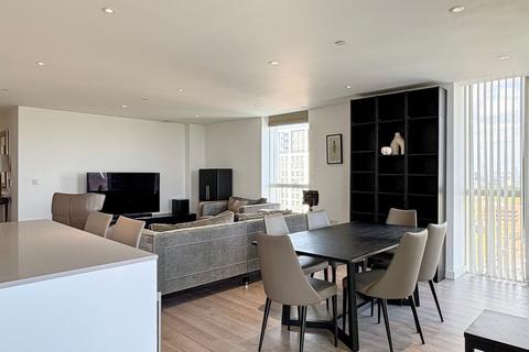 undefined, Skyline Apartment, Devan Grove, London, England, N4