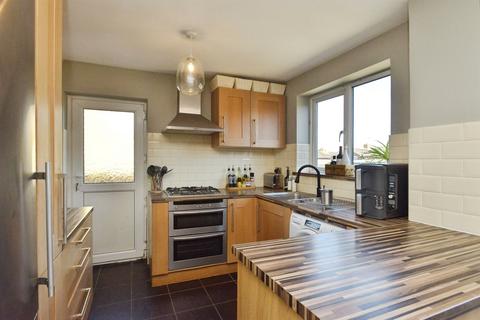 3 bedroom semi-detached house for sale, Milford Avenue, Stony Stratford, Milton Keynes