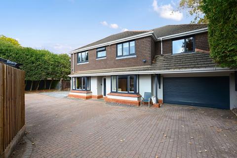 5 bedroom detached house for sale, Camp Road, Farnborough, GU14
