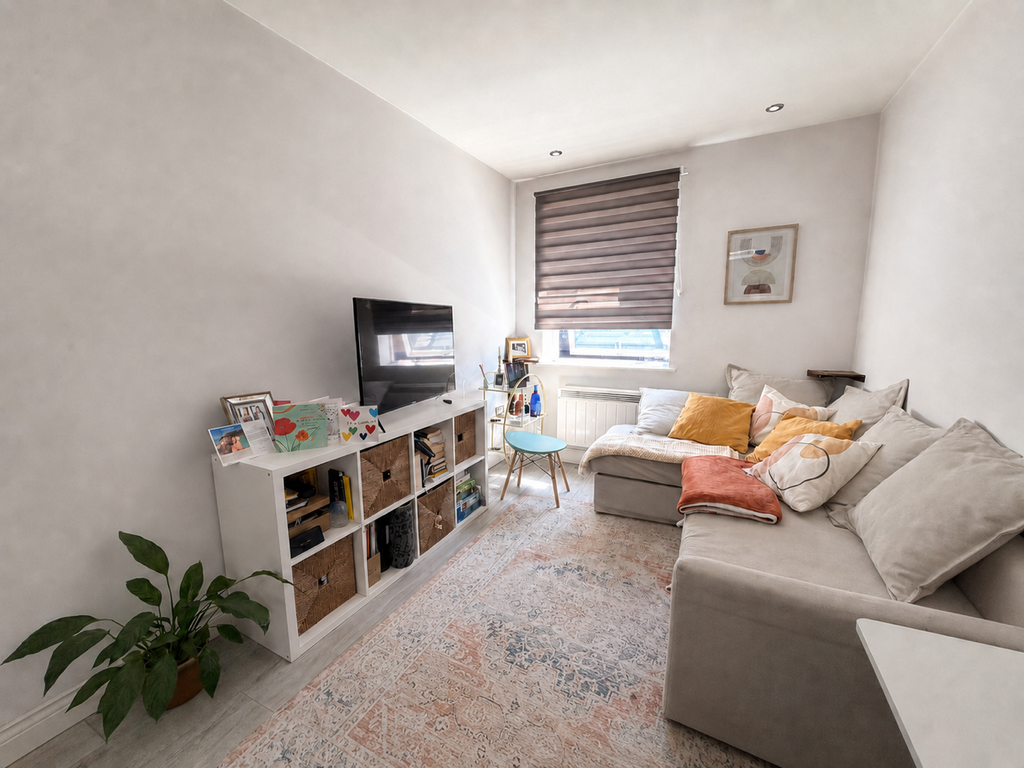 Apartment in Beckenham - View 3