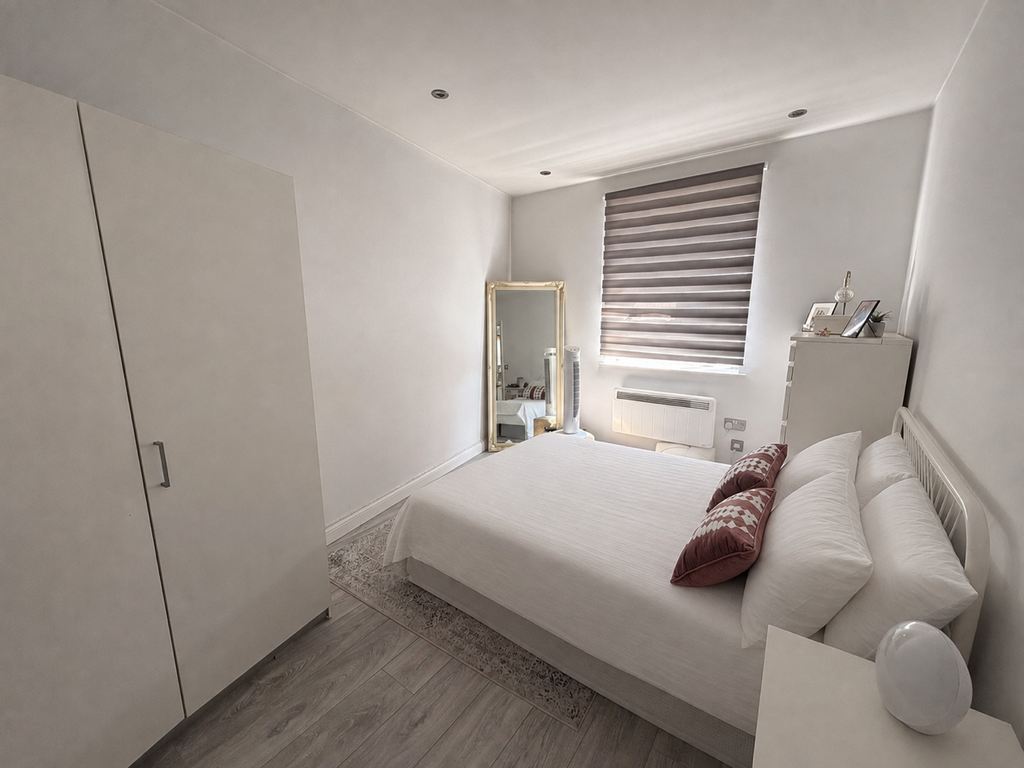 Apartment in Beckenham - More