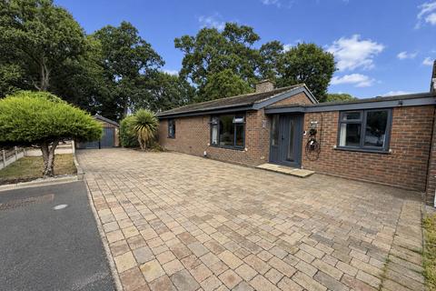 3 bedroom detached bungalow for sale, Balmoral Close, Ipswich IP2
