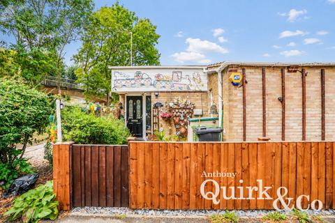 3 bedroom semi-detached bungalow for sale, Chalk End, Basildon, SS13