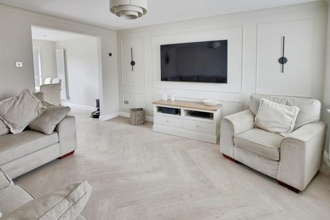 3 bedroom detached house for sale, Ireton Way, March PE15