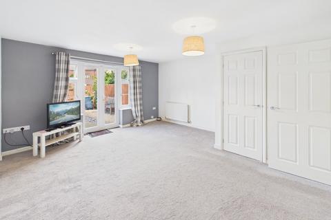 3 bedroom terraced house for sale, Juniper Road, Bury St Edmunds IP32