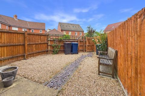3 bedroom terraced house for sale, Juniper Road, Bury St Edmunds IP32